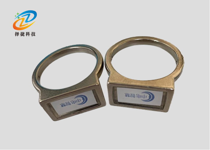 氣瓶電子標(biāo)簽-閥門標(biāo)簽實拍展示圖
