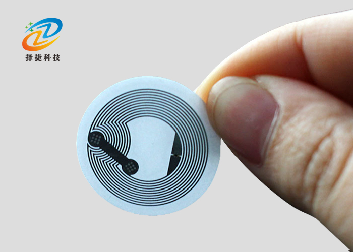 NFC智能標(biāo)簽Ntag 215 直徑25mm實(shí)拍展示三