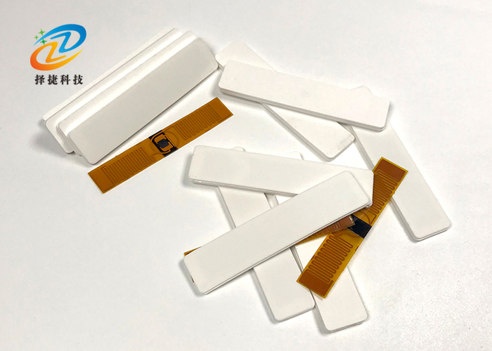 洗衣RFID標簽 55*12mm產(chǎn)品實拍展示圖三